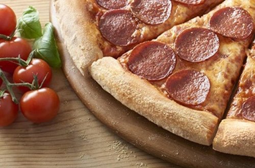 Ölən qonşusunun kartını oğurladı, pulla 2 il 