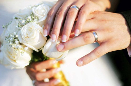 Azərbaycanda 24 yaşlı qız əmisiylə ailə qurdu - TƏFƏRRÜAT- FOTO