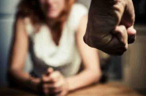 Qayınata işdə olan oğlunun arvadına görün nələr edirmiş - FOTO