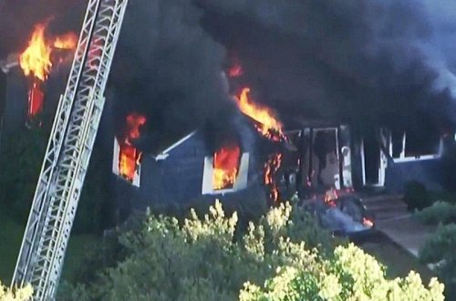 ABŞ-da qaz fəlakəti: 3 şəhərdə 70 bina partlayıb yandı - VİDEO - FOTO