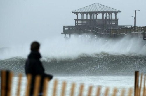 “Florens” qasırğası beş nəfərin həyatına son qoydu