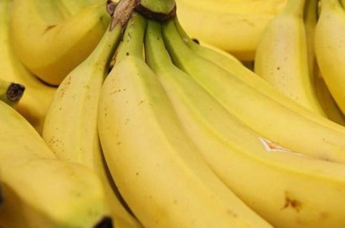 62 yaşlı qadını banana iynə salarkən yaxaladılar