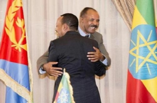 Sülh müqaviləsi imzalandı: 20 illik müharibə rəsmən başa çatdı – Fotolar