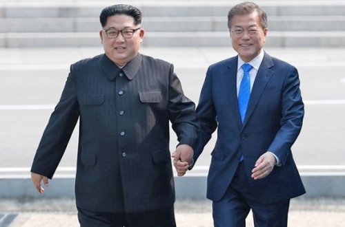 İki Koreya lideri görüşdü - VİDEO