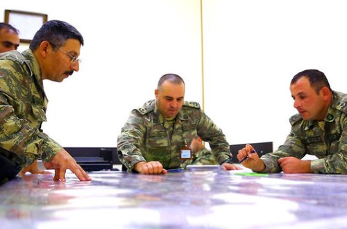 Orduda döyüşə hazırlıq təlimləri – FOTO/VİDEO