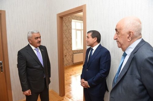 Rövnəq Abdullayev neftçilərə yeni mənzillər verdi - FOTO