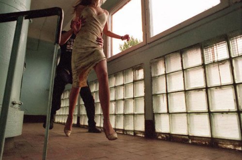 Qızı “Snapchat”ın canlı efirində zorladılar