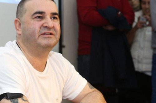 Yol kəsərək pul tələb edən şəxs görün hansı məşhurun qardaşı çıxdı - VİDEO - FOTO