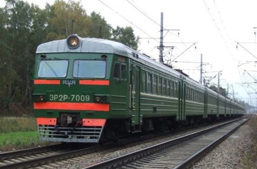 Bakıya gələn qatarlar gecikir, sərnişinlərin halı pisləşib