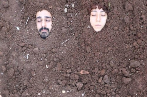 Türkiyədə bir neçə gənci diri-diri basdırdılar - FOTO