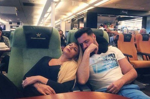 Ranar Afaqın yatan yerdə fotosunu paylaşdı