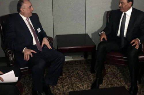 Azərbaycan və Küveytin XİN başçıları əməkdaşlıq məsələlərini müzakirə ediblər