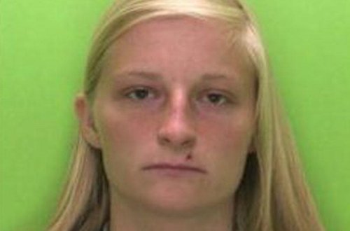 22 yaşlı qadın 3 azyaşlı ilə seksual xarakterli hərəkətlər etdi, həbs olundu - FOTO