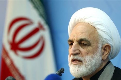 İranda 3 nəfər korrupsiyaya görə edam olunacaq