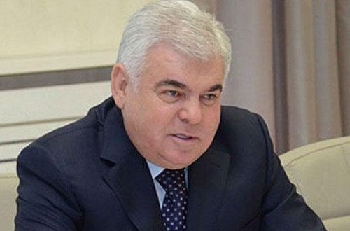 Qatarla toqquşan marşurut xəttinin sahibi keçmiş nazirin yaxını imiş