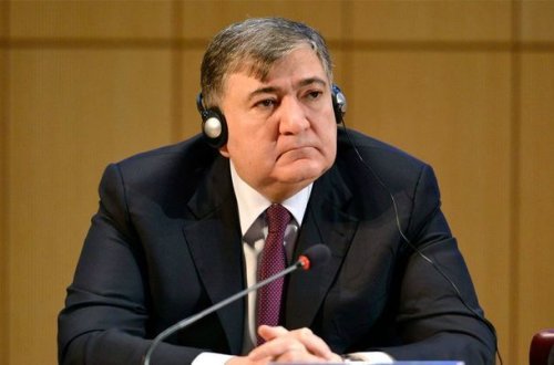 Fazil Məmmədov istefa verdi