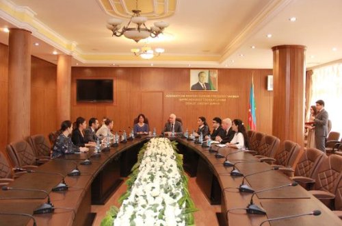 QHT Şurası BMT-nin Uşaq Fonduyla Anlaşma Memorandumu imzalayıb- FOTO