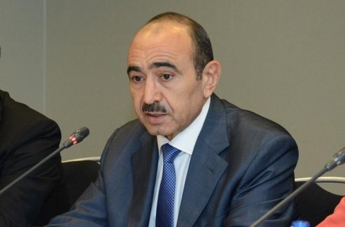 Əli Həsənov: Azərbaycanın bugünkü yüksək inkişaf səviyyəsinin təməlində Heydər Əliyev siyasəti dayanır