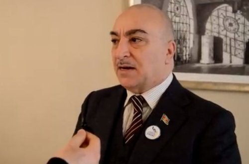 Deputat Etika komissiyasının yaradılmasını tələb edir