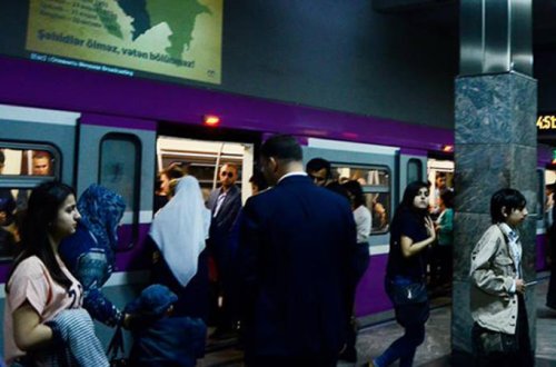 Qatarda nasazlıq, sərnişinlər təxliyə edildi