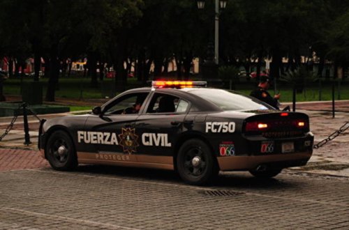 Hərəkətdə olan maşın atəşə tutuldu - 5 nəfər öldü