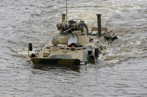 Xəzərdə zirehli texnika batdı: iki hərbçi öldü