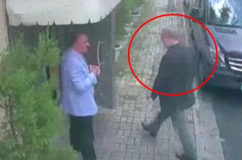 Camal bu binaya daxil olur və yoxa çıxır - Bu da həmin kadrlar - FOTO