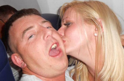 İntim şəklini keçmiş sevgilisinə göndərən qadın faciəyə səbəb oldu - FOTO