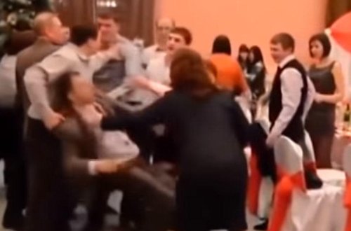 Müğənnilər toyda niyə döyülürlər? - VİDEO - FOTO