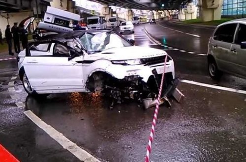 “Range Rover”lə qəza törədən polis serjantının həbs müddəti uzadıldı