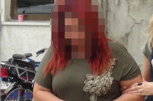 Ana qızını 30 manata kişilərə satarkən yaxalandı