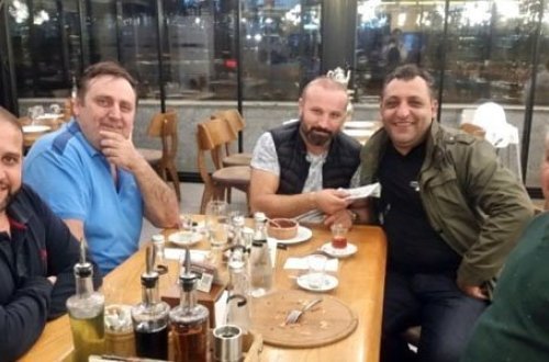 Azərbaycanlı iş adamı taksidə 10 min dollarını unutdu, sürücü isə... (VİDEO)