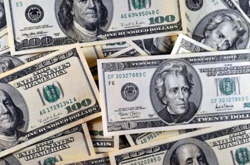 Oktyabrın 15-nə DOLLARIN MƏZƏNNƏSİ