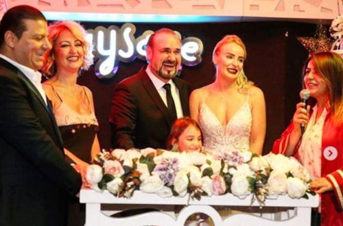 Türkiyəli müğənni 6-cı dəfə evləndi – Fotolar