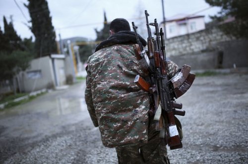 Rusiyalı politoloq: Ermənilər könüllü şəkildə bir rayonu qaytara bilərdilər