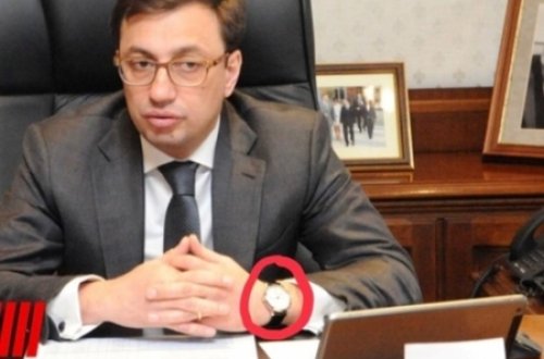 Azərbaycanlı məmurun 200 min dollarlıq qol saatı, 150 minlik maşını - FOTOLAR