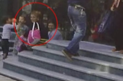 Bakı küçələrində dilənən bu qadını tanıdınız? - Verilişə çıxıb ... - FOTOFAKT