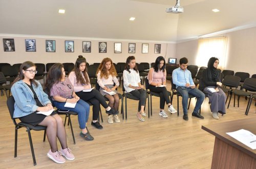 Loqosda növbəti dəfə “Layihələrin yazılması və idarə edilməsi” adlı təlimlər keçirilib