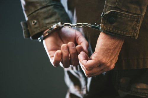 Azərbaycanlı biznesmen cinayətkarları yaxalamağa kömək etdi