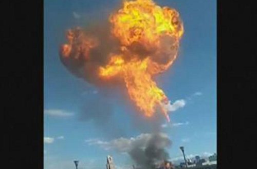 Mexikoda alkoqol fabrikində güclü partlayış: 2 min insan təxliyə edildi - FOTO