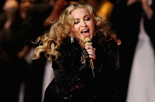Madonna 110 minə aşbaz axtarır