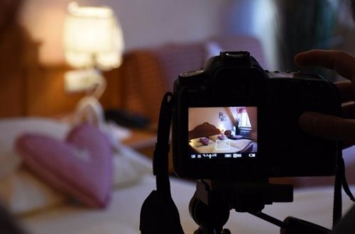 Bakıda kişi qadını intim fotoları ilə şantaj edib, 4 min dollar aldı