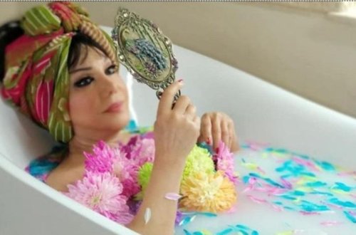 Flora Kərimovanın vannada çəkilmiş şəkli müzakirəyə səbəb oldu - Foto