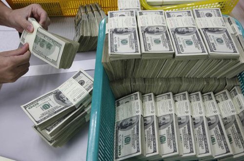 Dollarla olan əmanətlərin payı azalır - SƏBƏBLƏR