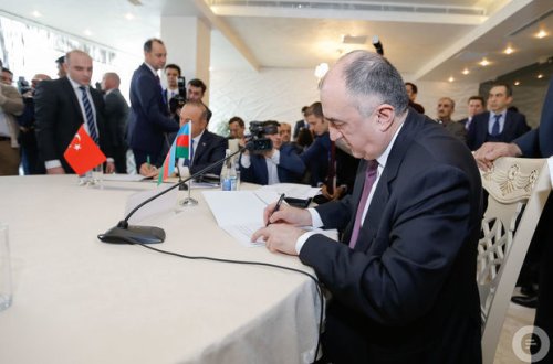 İstanbul Bəyannaməsi imzalandı