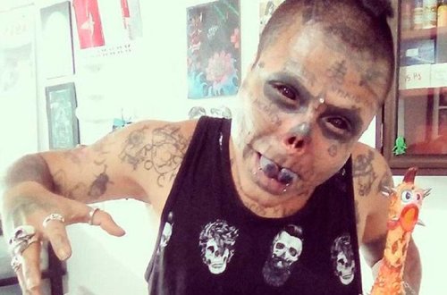 Özünü skeletə oxşadan oğlandan qəribə istək: indi də cinsiyyət orqanını... - FOTO