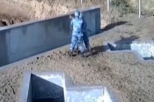 Gənc əsgərin atdığı qumbara divara dəyib, üstünə qayıtdı - VİDEO - FOTO