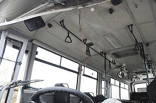 Bakıda DƏHŞƏTLİ QƏZA: avtobus evakuatorla toqquşdu, xəsarət alanlar var