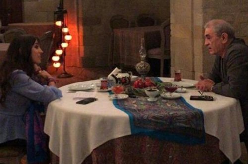 Leyla Əliyeva Fəxrəddin Manafovdan müsahibə götürdü (VİDEO)