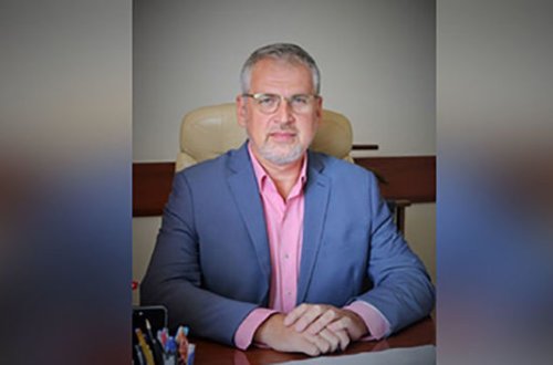 Rusiyada icra başçısı bıçaqlandı - VİDEO